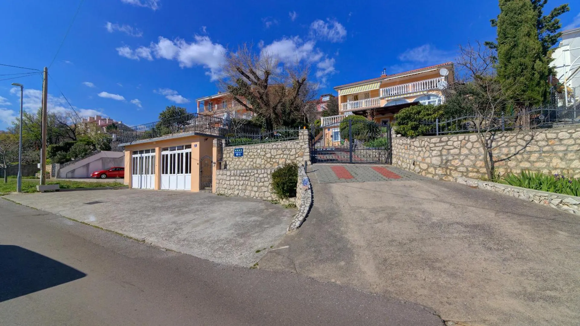 Apartments Dino & Toni Novi Vinodolski Hırvatistan