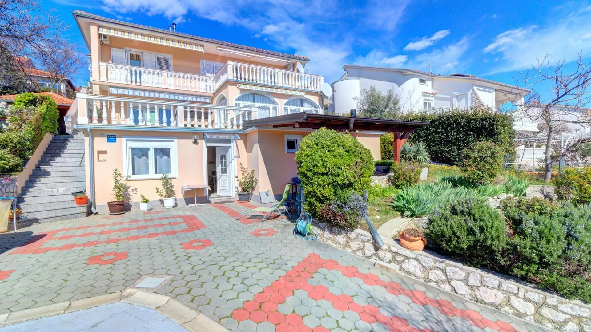 Apartments Dino & Toni Novi Vinodolski